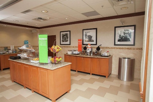 Hampton Inn By Hilton Elmira image 3